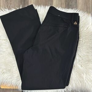 GERRY PANTS SIZE LARGE